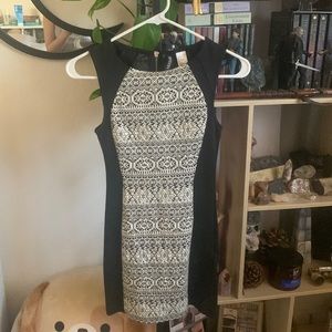 Black and white bodycon dress